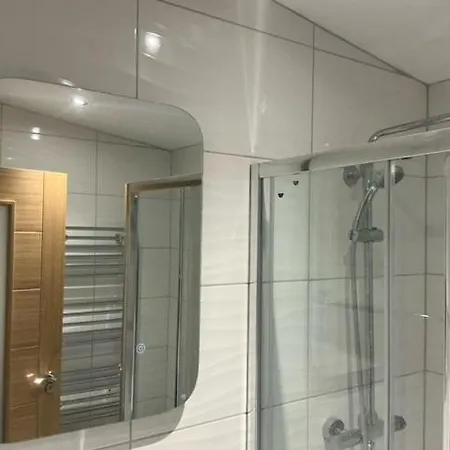 - 4 Mins Walk To Ardnahinch Beach, 10 Min Walk To Garryvoe & 5 Min Drive To Ballymaloe House - Eircode P25kn53