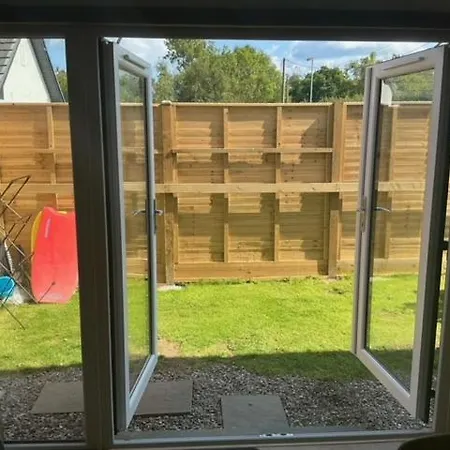 Holiday home Cabin, Cork, Near Ballymaloe House & Garryvoe Shanagarry