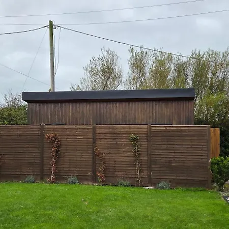 Holiday home Cabin, Cork, Near Ballymaloe House & Garryvoe