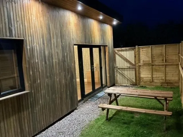 Cabin, Cork, Near Ballymaloe House & Garryvoe * Shanagarry