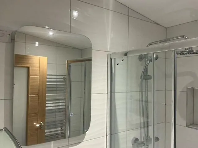 Cabin, Cork, Near Ballymaloe House & Garryvoe